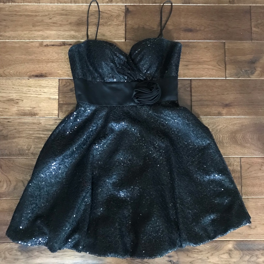 Black Sequin Sweetheart Neckline Cocktail Dress